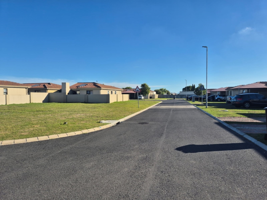 To Let 3 Bedroom Property for Rent in Stellendale Western Cape